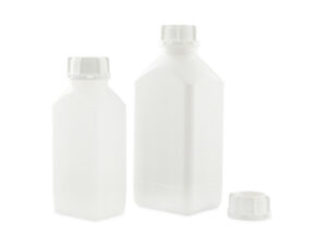bouteilles en plastique rectangulaires et carrées